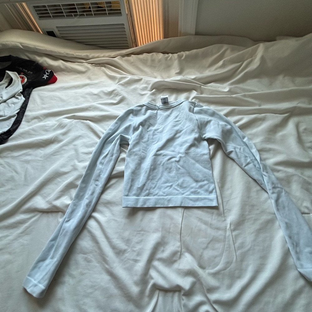 Sincerely Jules Classic White Top